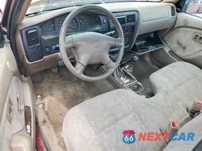 Zdjęcie 8 z 12 samochodu: 2001 TOYOTA TACOMA BASE VIN:5TENL42N11Z828427 - miniatura