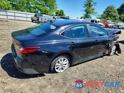 Trzecie zdjęcie samochodu z tyłu: 2026 TOYOTA CAMRY LE VIN:4T1DAACK8TU260320 - miniatura