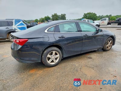 Trzecie zdjęcie samochodu z tyłu: 2023 CHEVROLET MALIBU LS VIN:1G1ZC5ST8PF116730 - miniatura