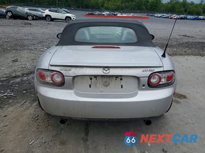 Zdjęcie 6 z 12 samochodu: 2007 MAZDA MX-5 MIATA VIN:JM1NC25F870126347 - miniatura