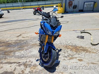 Drugie zdjęcie samochodu z przodu: 2019 YAMAHA MTT09 GT VIN:JYARN62E8KA000633 - miniatura