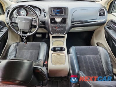 Zdjęcie 8 z 13 samochodu: 2014 CHRYSLER TOWN & COUNTRY TOURING L VIN:2C4RC1CG2ER364690 - miniatura