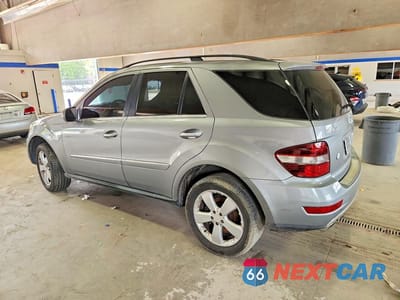 Drugie zdjęcie samochodu z przodu: 2010 MERCEDES-BENZ ML 350 4MATIC VIN:4JGBB8GB2AA548274 - miniatura