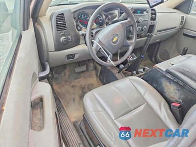 Zdjęcie 8 z 12 samochodu: 2014 CHEVROLET SILVERADO C1500 HEAVY DUTY VIN:1GB3KZCG5EF123256 - miniatura