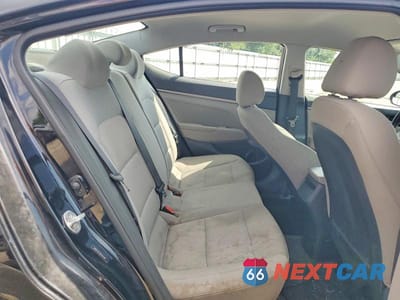 Zdjęcie 10 z 12 samochodu: 2017 HYUNDAI ELANTRA SE VIN:5NPD74LF2HH161162 - miniatura
