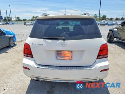 Zdjęcie 6 z 13 samochodu: 2014 MERCEDES-BENZ GLK 350 VIN:WDCGG5HB6EG332336 - miniatura