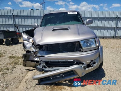 Piąte zdjęcie samochodu w środku: 2002 TOYOTA 4RUNNER SR5 VIN:JT3HN86R120363035 - miniatura