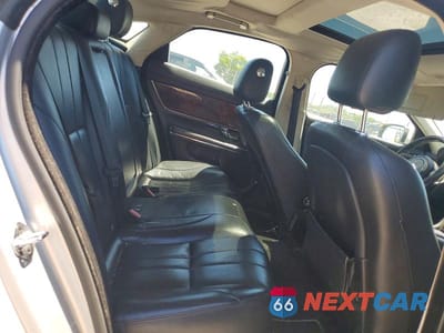 Zdjęcie 10 z 12 samochodu: 2012 JAGUAR XJ VIN:SAJWA1CB9CLV23502 - miniatura