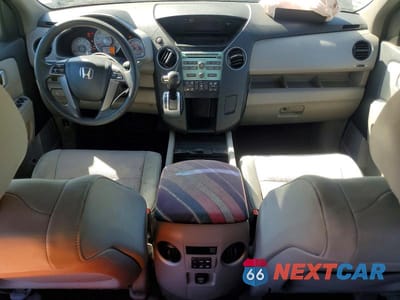 Zdjęcie 8 z 14 samochodu: 2011 HONDA PILOT EX VIN:5FNYF4H45BB013900 - miniatura