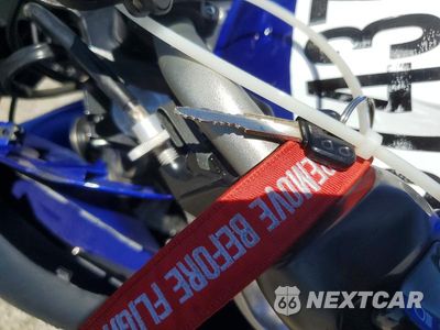 Zdjęcie 8 z 9 samochodu: 2009 YAMAHA FZ6 R VIN:JYARJ18Y29A000587 - miniatura