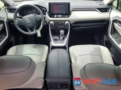 Zdjęcie 8 z 14 samochodu: 2020 TOYOTA RAV4 XLE PREMIUM VIN:2T3C1RFV3LW078693 - miniatura