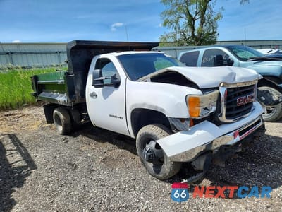 Czwarte zdjęcie samochodu z boku: 2008 GMC SIERRA K3500 VIN:1GDJK34K78E167946 - miniatura