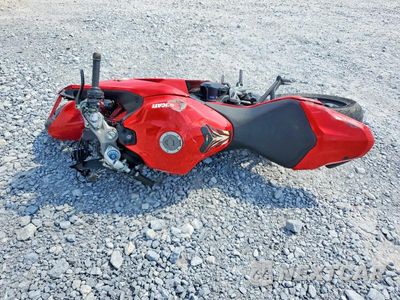 Trzecie zdjęcie samochodu z tyłu: 2023 DUCATI SUPERSPORT VIN:ZDMVABDS2PB004631 - miniatura