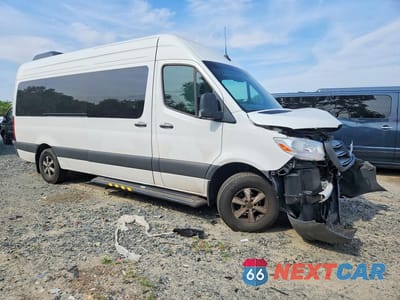 Czwarte zdjęcie samochodu z boku: 2024 MERCEDES-BENZ SPRINTER 2500 VIN:W1Z4KGHY1RT192529 - miniatura