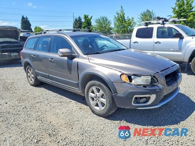 Czwarte zdjęcie samochodu z boku: 2008 VOLVO XC70 VIN:YV4BZ982881032707 - miniatura