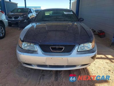 Piąte zdjęcie samochodu w środku: 2003 FORD MUSTANG VIN:1FAFP40463F424886 - miniatura