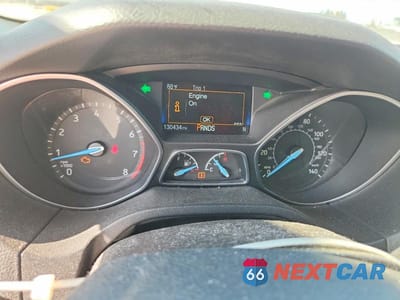 Zdjęcie 9 z 12 samochodu: 2017 FORD FOCUS SEL VIN:1FADP3M20HL262367 - miniatura