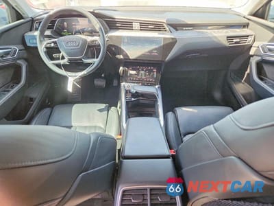 Zdjęcie 8 z 13 samochodu: 2021 AUDI E-TRON SPORTBACK PRESTIGE VIN:WA13ABGE1MB022651 - miniatura
