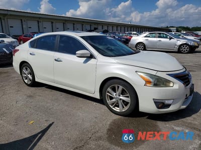 Czwarte zdjęcie samochodu z boku: 2013 NISSAN ALTIMA 2.5 VIN:1N4AL3AP6DN408283 - miniatura
