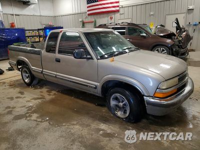 Czwarte zdjęcie samochodu z boku: 1998 CHEVROLET S TRUCK S10 VIN:1GCCS1949W8222940 - miniatura