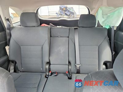 Zdjęcie 10 z 13 samochodu: 2018 KIA SORENTO LX V6 VIN:5XYPG4A53JG404644 - miniatura