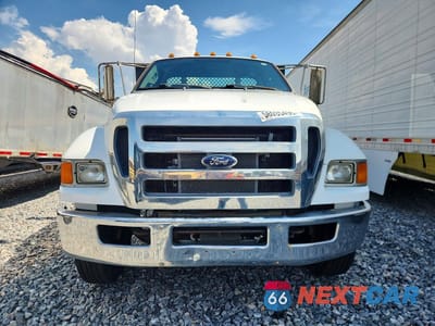 Piąte zdjęcie samochodu w środku: 2015 FORD F650 SUPER DUTY VIN:3FRNF6HP4FV716640 - miniatura