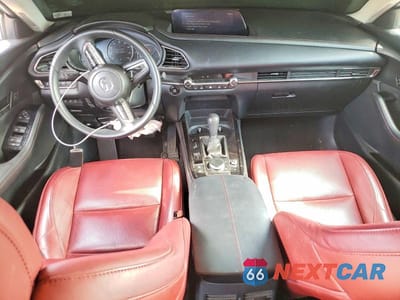 Zdjęcie 8 z 13 samochodu: 2023 MAZDA CX-30 PREFERRED VIN:3MVDMBCM5PM507496 - miniatura