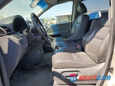 Zdjęcie 7 z 13 samochodu: 2006 HONDA ODYSSEY EXL VIN:5FNRL38776B027174 - miniatura