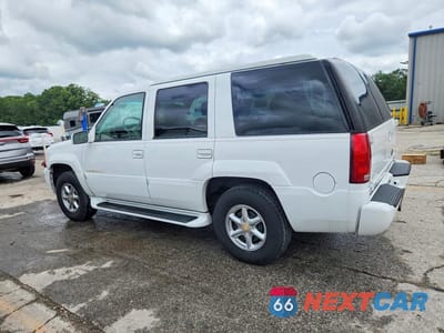 Drugie zdjęcie samochodu z przodu: 2000 CADILLAC ESCALADE VIN:1GYEK13R2YR157420 - miniatura
