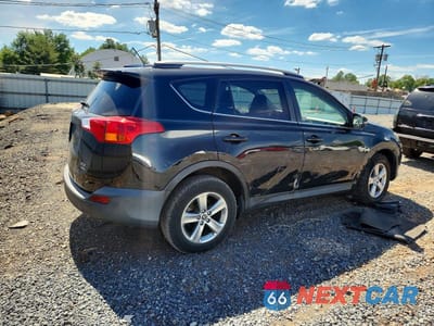 Trzecie zdjęcie samochodu z tyłu: 2015 TOYOTA RAV4 XLE VIN:2T3RFREVXFW357494 - miniatura