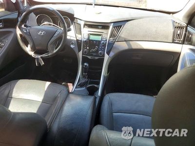 Zdjęcie 8 z 12 samochodu: 2012 HYUNDAI SONATA LIMITED VIN:5NPEC4AC4CH492875 - miniatura