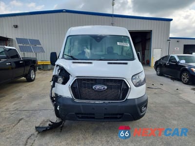 Piąte zdjęcie samochodu w środku: 2025 FORD TRANSIT T-250 VIN:1FTBR1C80SKB22662 - miniatura