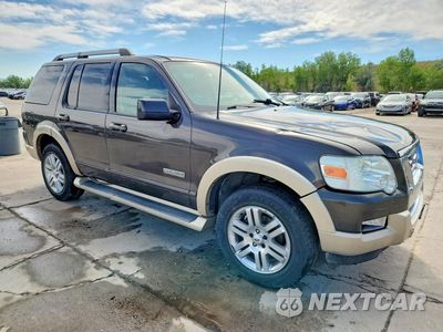 Czwarte zdjęcie samochodu z boku: 2007 FORD EXPLORER EDDIE BAUER VIN:1FMEU74E27UB13956 - miniatura