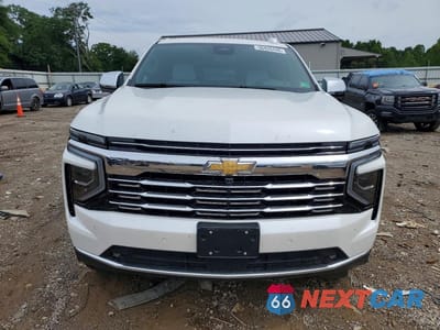 Piąte zdjęcie samochodu w środku: 2025 CHEVROLET TAHOE K1500 PREMIER VIN:1GNS6SRD8SR106226 - miniatura