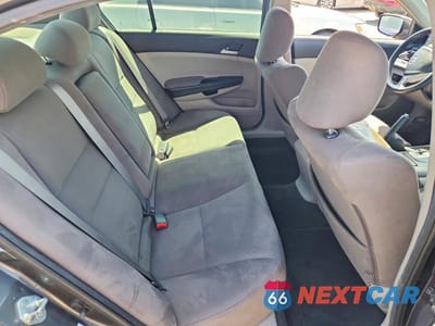 Zdjęcie 10 z 12 samochodu: 2011 HONDA ACCORD LX VIN:1HGCP2F33BA081919 - miniatura