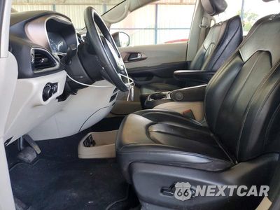 Zdjęcie 7 z 12 samochodu: 2020 CHRYSLER VOYAGER LXI VIN:2C4RC1DG0LR147070 - miniatura
