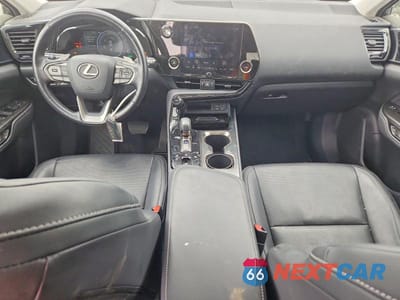 Zdjęcie 8 z 14 samochodu: 2023 LEXUS NX 350H VIN:JTJAKCEZ6P5007133 - miniatura