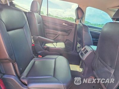 Zdjęcie 17 z 22 samochodu: 2019 VOLKSWAGEN ATLAS SE VIN:1V2WR2CA2KC538702 - miniatura