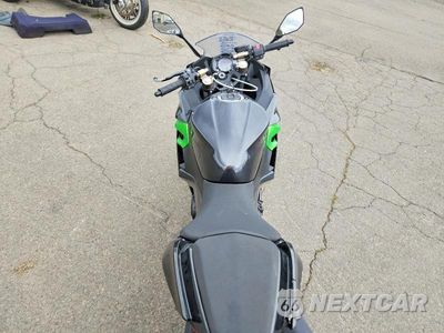 Zdjęcie 6 z 9 samochodu: 2023 KAWASAKI NINJA 400 VIN:JKAEXKH12PDAN4961 - miniatura