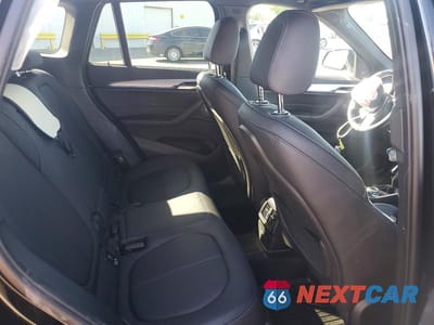 Zdjęcie 10 z 12 samochodu: 2021 BMW X1 XDRIVE28I VIN:WBXJG9C03M5U00601 - miniatura
