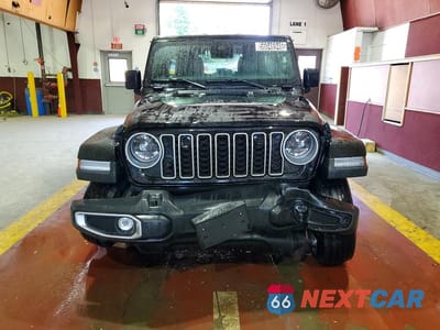 Piąte zdjęcie samochodu w środku: 2025 JEEP WRANGLER SAHARA VIN:1C4PJXEN1SW529255 - miniatura