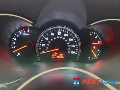 Zdjęcie 9 z 13 samochodu: 2014 KIA SORENTO LX VIN:5XYKT4A64EG426589 - miniatura
