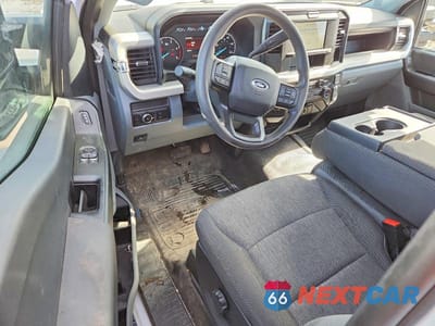 Zdjęcie 8 z 12 samochodu: 2025 FORD F550 SUPER DUTY VIN:1FDUF5HT8SDA17888 - miniatura