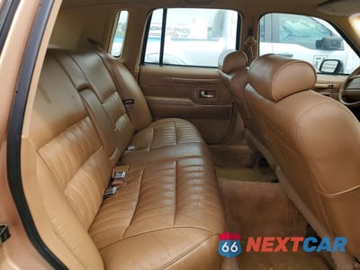 Zdjęcie 10 z 12 samochodu: 1994 LINCOLN TOWN CAR EXECUTIVE VIN:1LNLM81W5RY693239 - miniatura