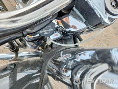Zdjęcie 8 z 9 samochodu: 2005 HARLEY-DAVIDSON FLHR VIN:1HD1FDV175Y637289 - miniatura