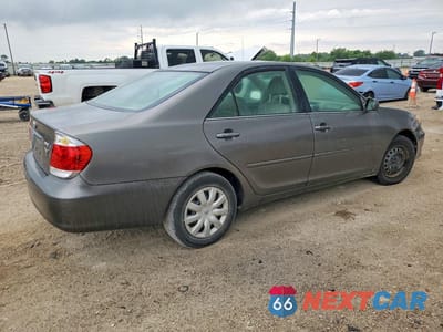 Trzecie zdjęcie samochodu z tyłu: 2005 TOYOTA CAMRY LE VIN:4T1BE32K65U639568 - miniatura
