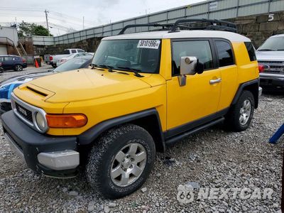 2007 TOYOTA FJ CRUISER BASE JTEBU11FX70035446 - główne zdjęcie licytacji z USA - miniatura