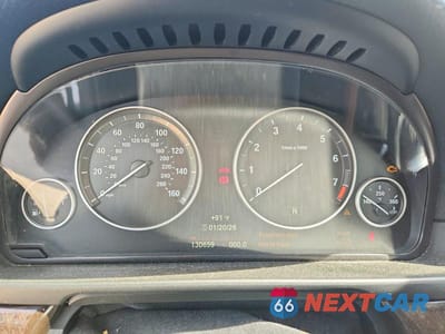 Zdjęcie 9 z 12 samochodu: 2015 BMW 528 XI VIN:WBA5A7C51FD621491 - miniatura