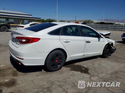 Trzecie zdjęcie samochodu z tyłu: 2017 HYUNDAI SONATA SE VIN:5NPE24AF4HH507735 - miniatura