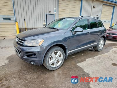2014 VOLKSWAGEN TOUAREG V6 WVGEF9BP9ED014963 - główne zdjęcie licytacji z USA - miniatura